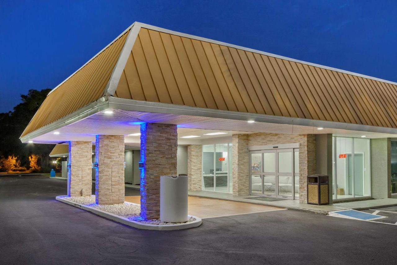 Quality Inn & Suites Pawleys Island Exterior foto